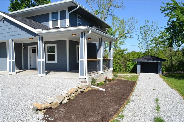 7330 Ozark Road, Kansas City, MO 64129
