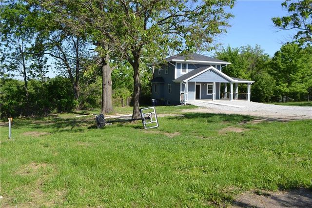7330 Ozark Road, Kansas City, MO 64129
