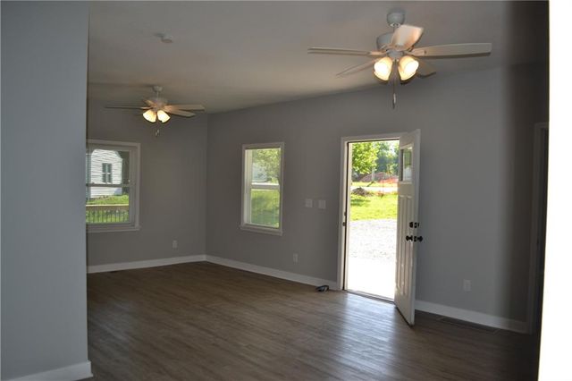 7330 Ozark Road, Kansas City, MO 64129
