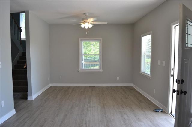 7330 Ozark Road, Kansas City, MO 64129