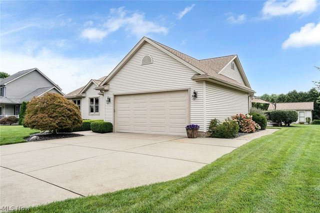 3905 Meander Drive, Mineral Ridge, OH 44440