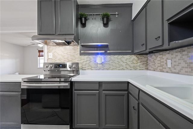 319 Villa Oaks Drive, Saraland, AL 36571