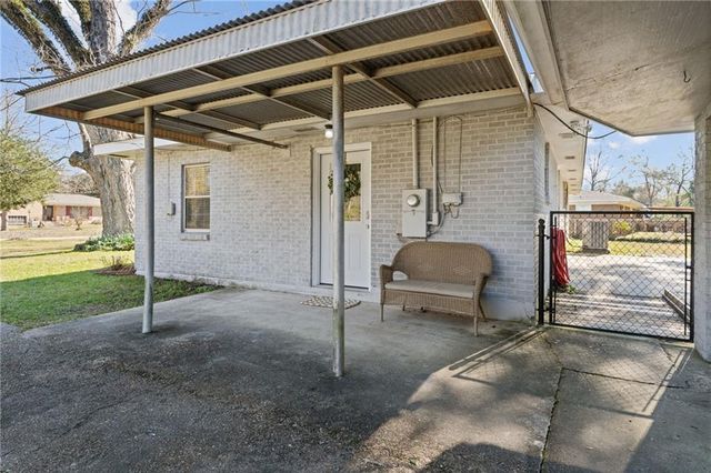 319 Villa Oaks Drive, Saraland, AL 36571