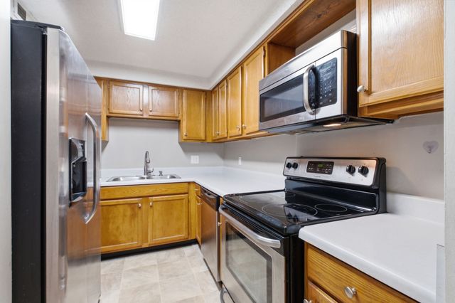 500 Paragon Mills Rd Apt M19, Nashville, TN 37211