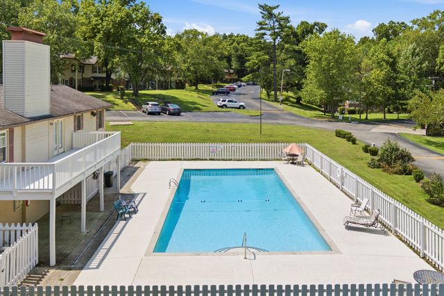 500 Paragon Mills Rd Apt M19, Nashville, TN 37211