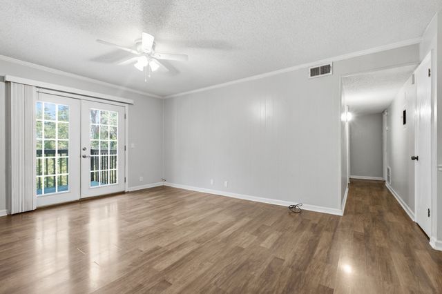 500 Paragon Mills Rd Apt M19, Nashville, TN 37211