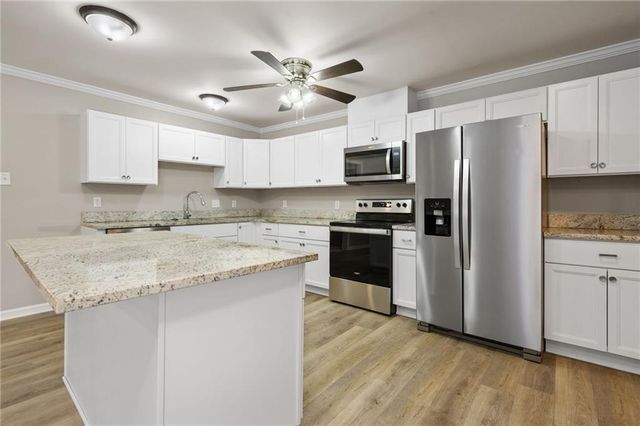 7060 Lake Road N, Mobile, AL 36605