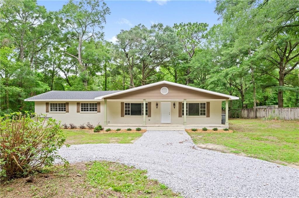 7060 Lake Road N, Mobile, AL 36605