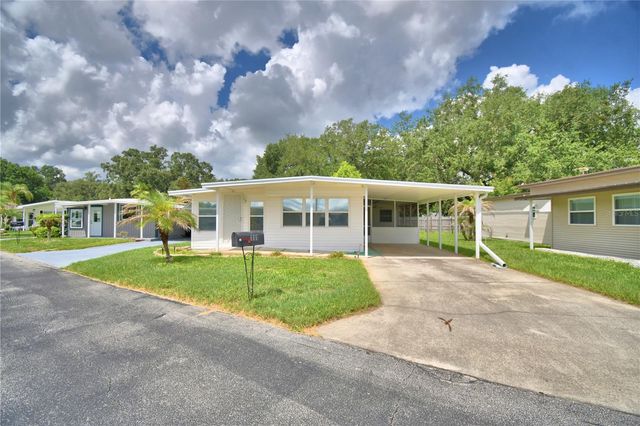 111 PARADISE LANE, Auburndale, FL 33823