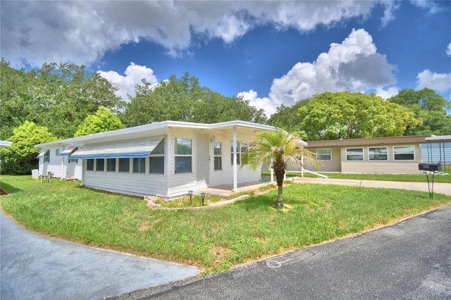 111 PARADISE LANE, Auburndale, FL 33823