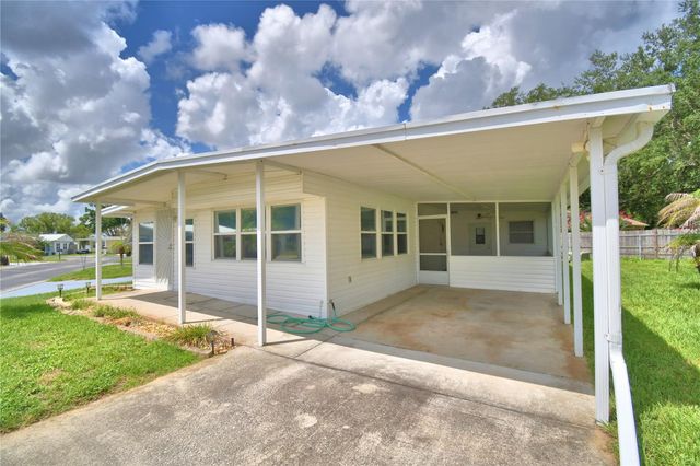 111 PARADISE LANE, Auburndale, FL 33823