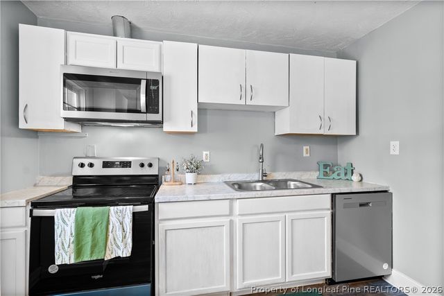 115 Brookwood Avenue, Fayetteville, NC 28301