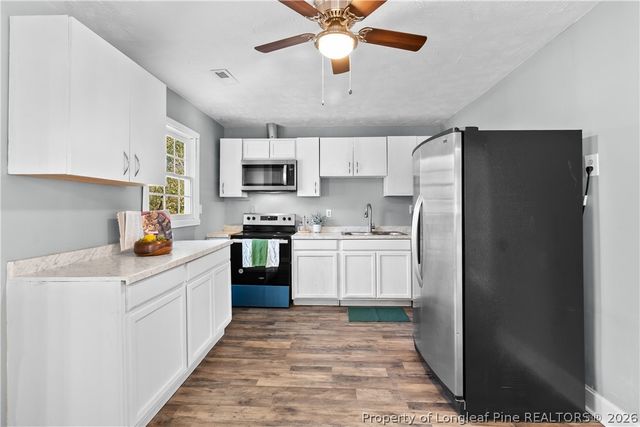 115 Brookwood Avenue, Fayetteville, NC 28301