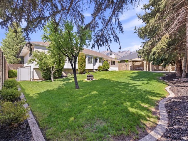 2184 E EAGLE RAY CT, Cottonwood Heights, UT 84121