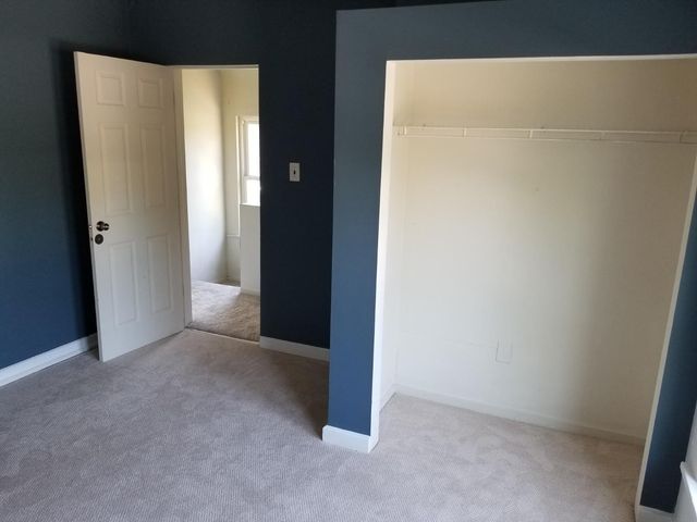 2247 W 10th Place, Gary, IN 46404