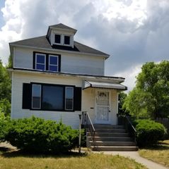 2247 W 10th Place, Gary, IN 46404