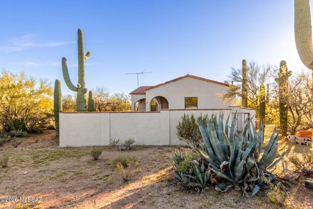 41420 E Cathy Lane, Marana, AZ 85658