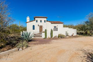 41420 E Cathy Lane, Marana, AZ 85658