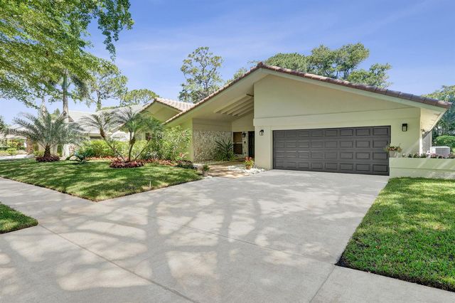 2401 NW 39th Street, Boca Raton, FL 33431