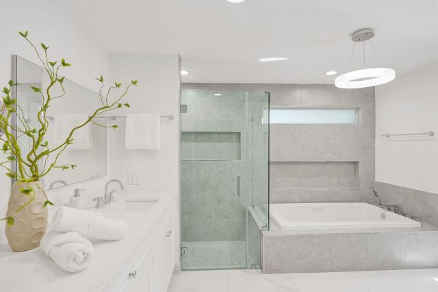 2401 NW 39th Street, Boca Raton, FL 33431