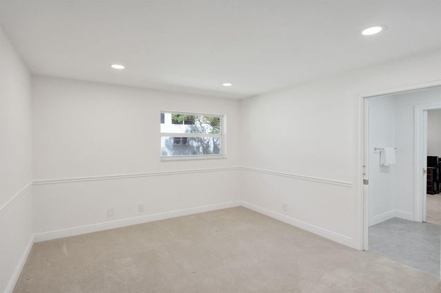 2401 NW 39th Street, Boca Raton, FL 33431