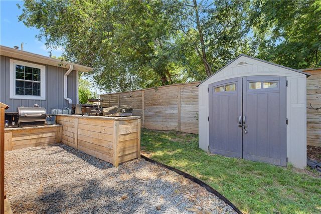 455 N Curtis Avenue, Pea Ridge, AR 72751