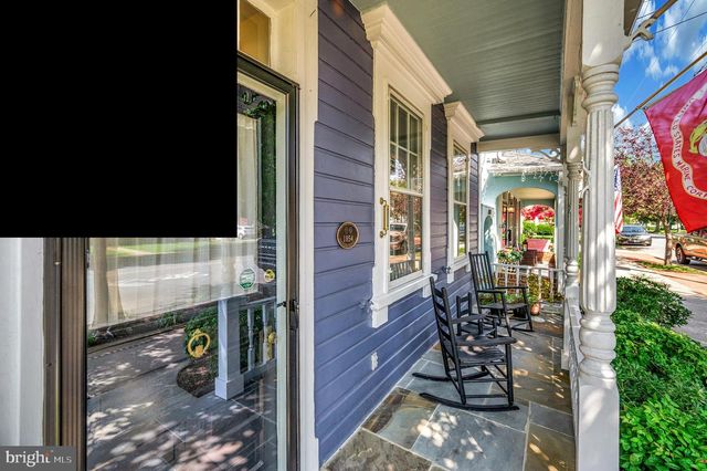 1102 PRINCE EDWARD ST, Fredericksburg, VA 22401