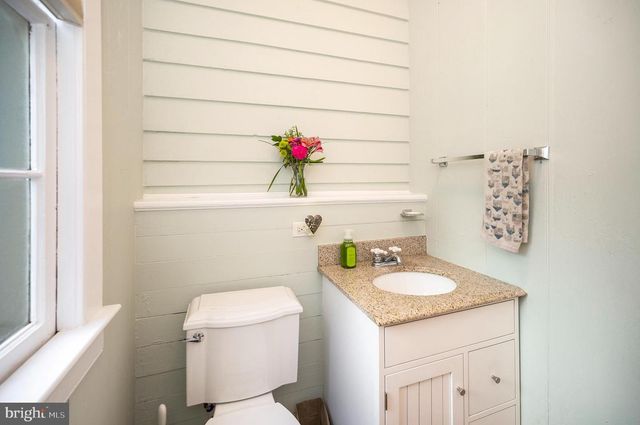 1102 PRINCE EDWARD ST, Fredericksburg, VA 22401