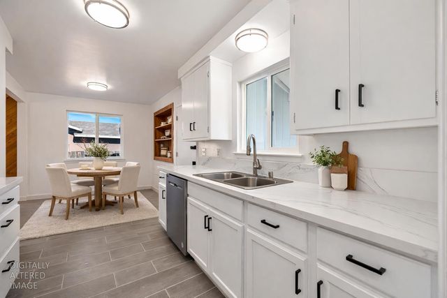 5513 San Juan Ave, Citrus Heights, CA 95610