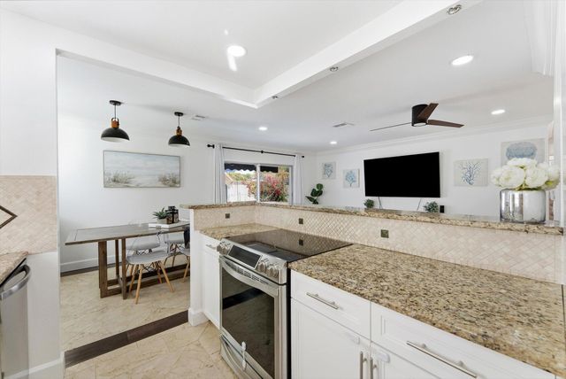 1125 Rhapsody Way, Royal Palm Beach, FL 33411