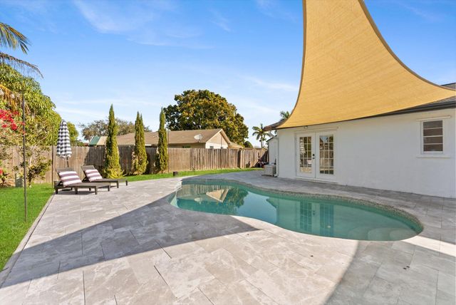 1125 Rhapsody Way, Royal Palm Beach, FL 33411