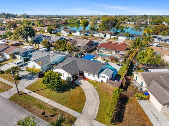 1125 Rhapsody Way, Royal Palm Beach, FL 33411