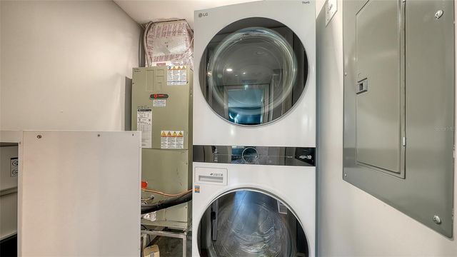 5780 MIDNIGHT PASS ROAD 110, Sarasota, FL 34242