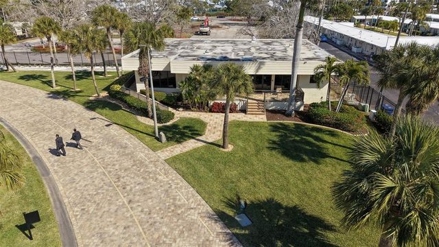 5780 MIDNIGHT PASS ROAD 110, Sarasota, FL 34242