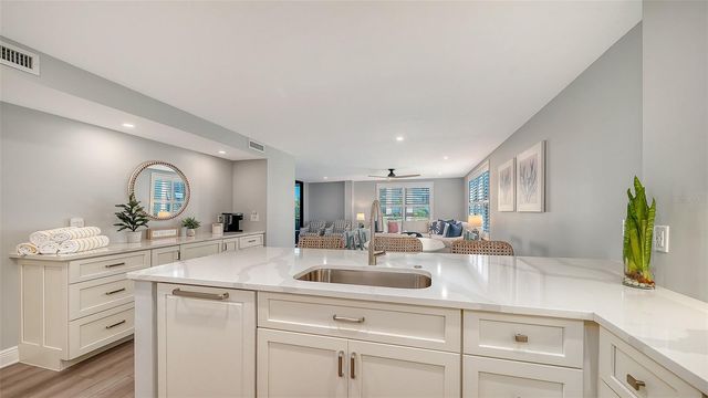 5780 MIDNIGHT PASS ROAD 110, Sarasota, FL 34242