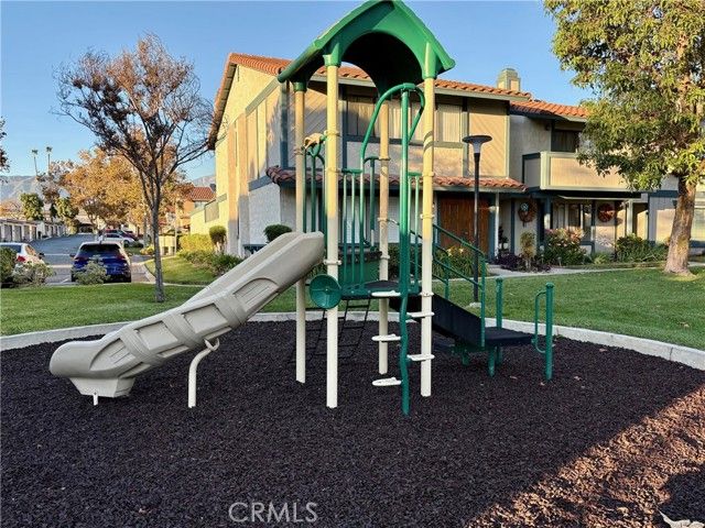 9821 Sun Valley, Montclair, CA 91763