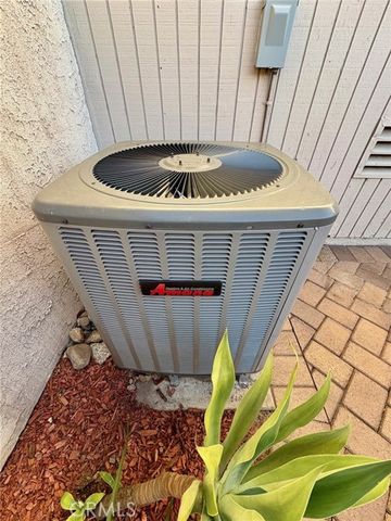 9821 Sun Valley, Montclair, CA 91763