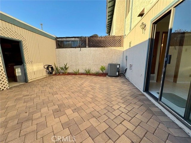 9821 Sun Valley, Montclair, CA 91763