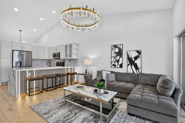 11213 Jasmine Hill Circle, Boca Raton, FL 33498