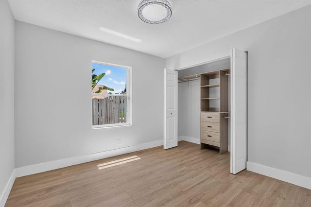 11213 Jasmine Hill Circle, Boca Raton, FL 33498
