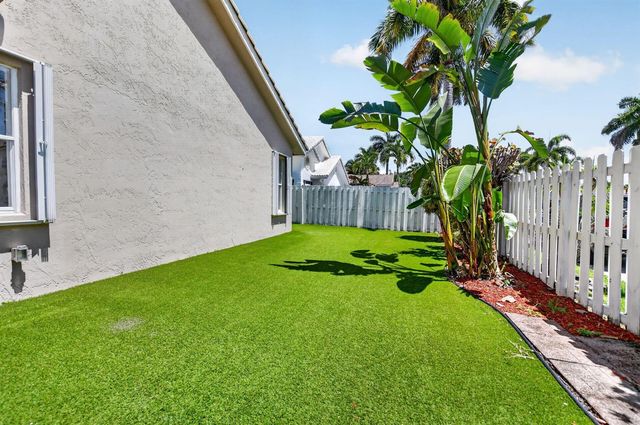 11213 Jasmine Hill Circle, Boca Raton, FL 33498