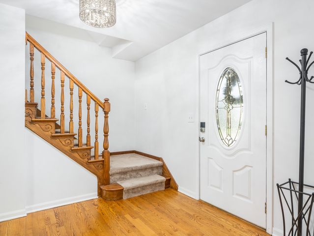1621 Kenyon Drive, Naperville, IL 60565
