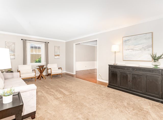 1621 Kenyon Drive, Naperville, IL 60565