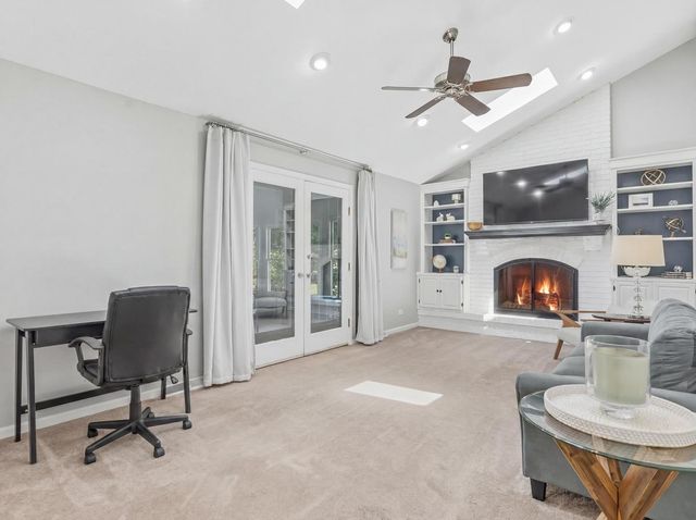 1621 Kenyon Drive, Naperville, IL 60565