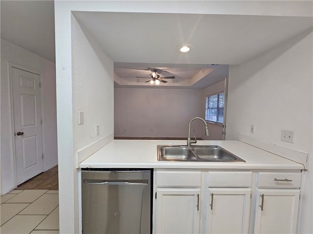 2326 Roselawn Street, Rogers, AR 72756