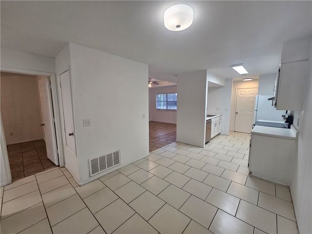 2326 Roselawn Street, Rogers, AR 72756