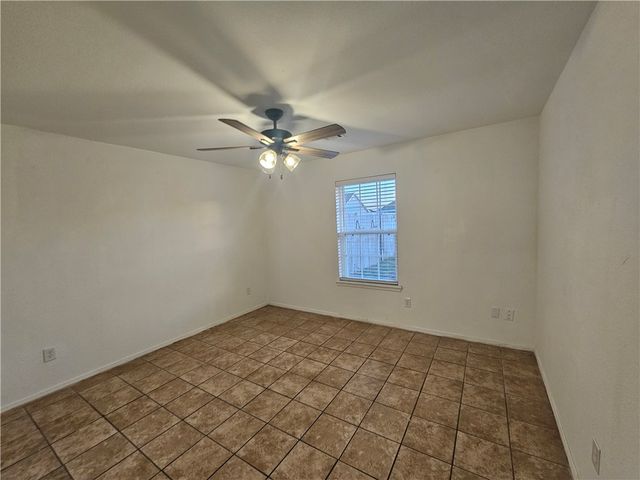 2326 Roselawn Street, Rogers, AR 72756