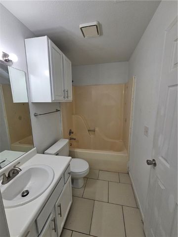 2326 Roselawn Street, Rogers, AR 72756