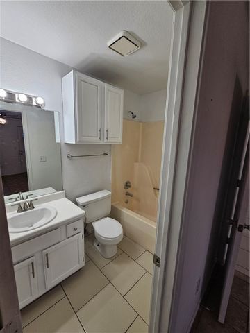 2326 Roselawn Street, Rogers, AR 72756