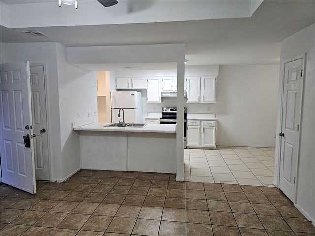 2326 Roselawn Street, Rogers, AR 72756